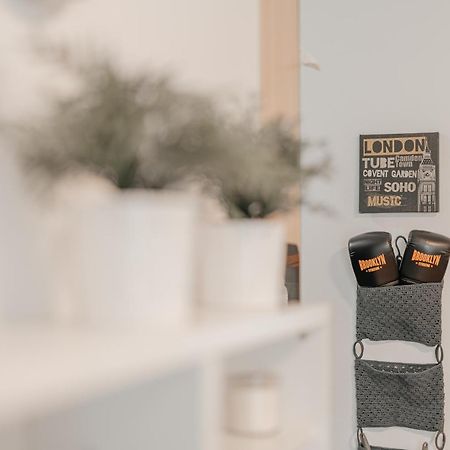 Solari New Apt Mediolan Zewnętrze zdjęcie